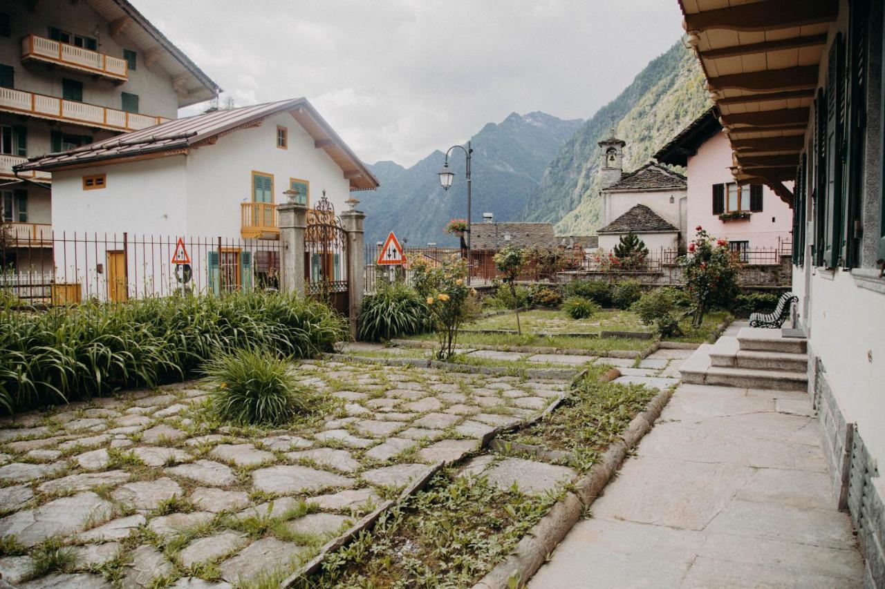 Residence Kalipe Alagna Exteriör bild